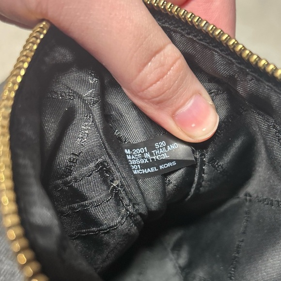 MICHAEL KORS Jet Set Black Large Zip Logo Pouch Clutch Luxury Pebbled Leather - Picture 8 of 10